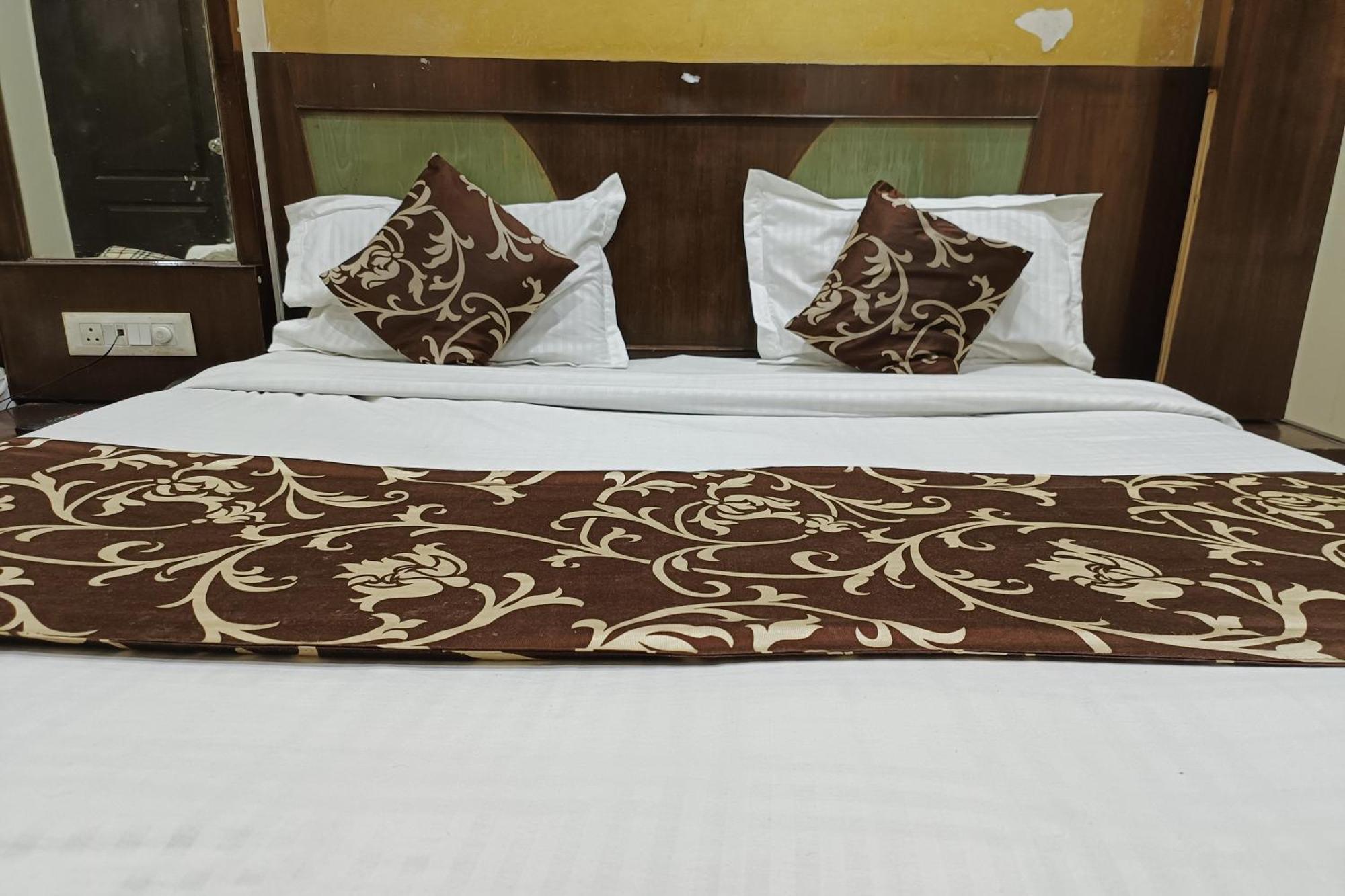 Spot Hotel